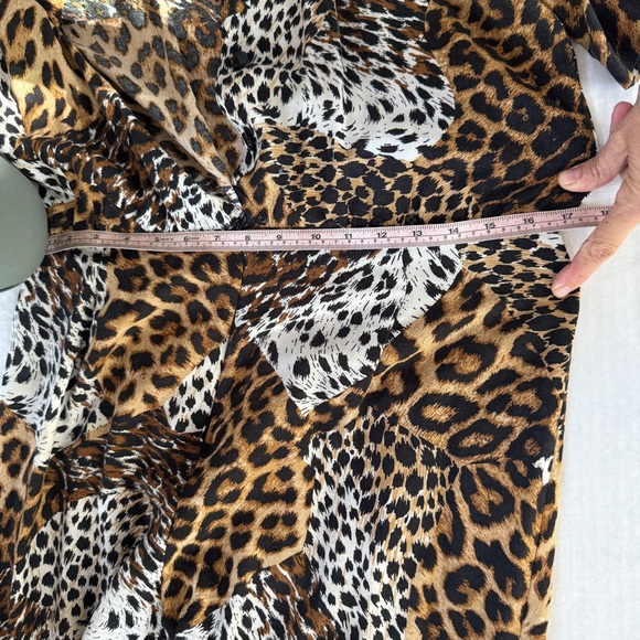 Vintage Short Sleeve Animal Print Jumpsuit by Caron of Chicago size Small/Medium - Picture 10 of 13
